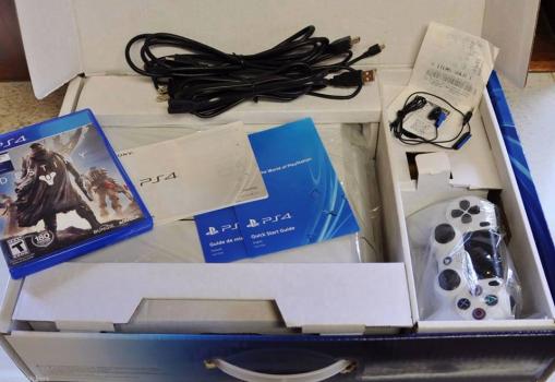 PlayStation4 PS4 Sony Glacier White 500GB Console CUH-1200AB