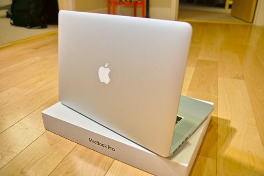  Apple MacBook Pro MJLT2LL/A 15.4-Inch Laptop