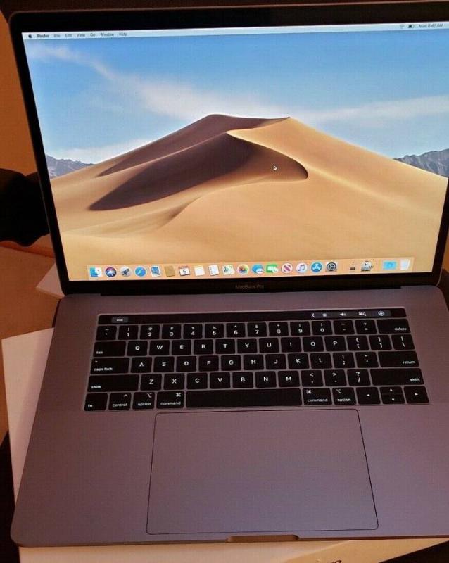 Apple MacBook Pro 2019 15-inch 2.4ghz i9 8-core 32gb 2TB SSD